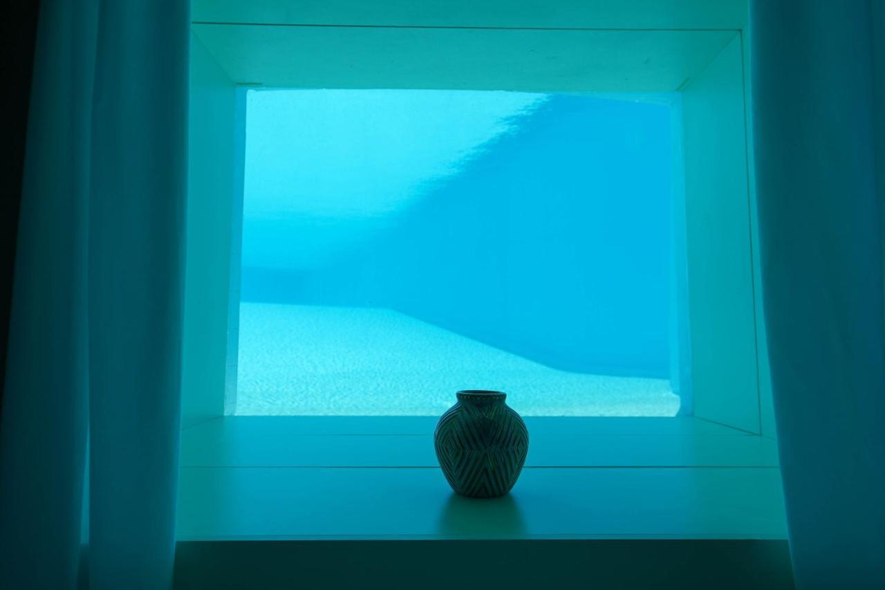 Paradise Suite Latina Exterior photo